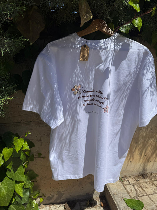 Camiseta “Habla con Sabiduría”